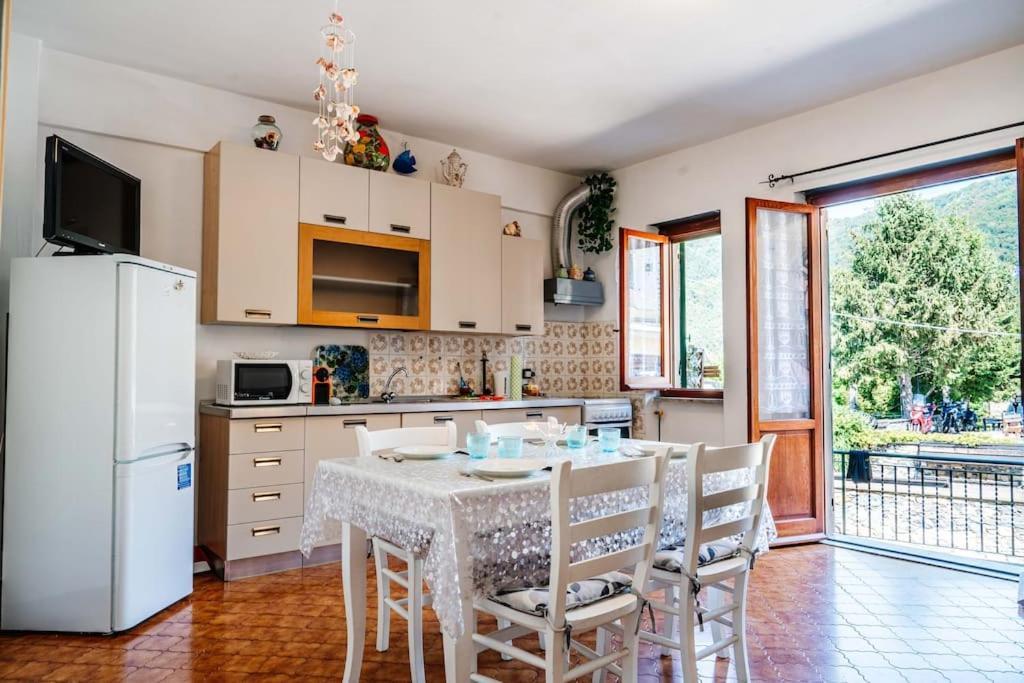 Vescina Turri House-Wifi-Garden-Barbecue-Parkingヴィラ エクステリア 写真